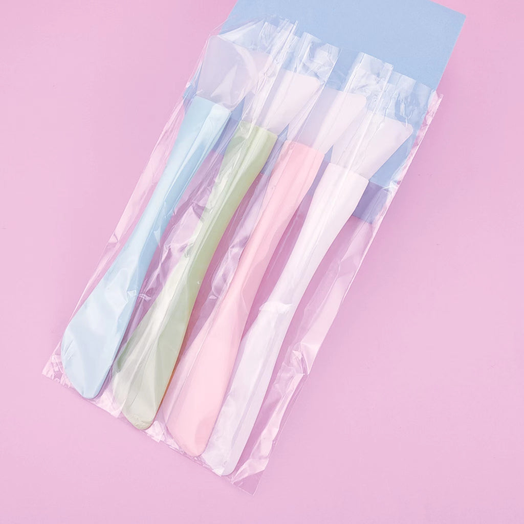 Silicone Facial Mask Brush Soft Head with Scraper Integrated Dual-use Mud Film Brush DIY Film Adjusting Beauty Tool Beauty